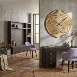 Gouden klok Mace gold, handgemaakt uit aluminium, minimalistisch ontwerp