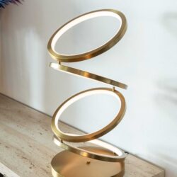 lb-0145-setting_1-setting-scaled-1.jpg Tafellamp Jaimin brushed gold