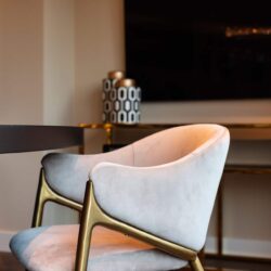 Eetkamerstoel Gwen khaki velvet fire retardant