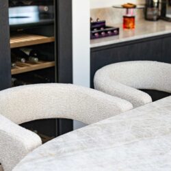 Barstoel Ellis biscotti