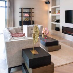 Bijzettafel Cambon vanuit onder, goud, eiken