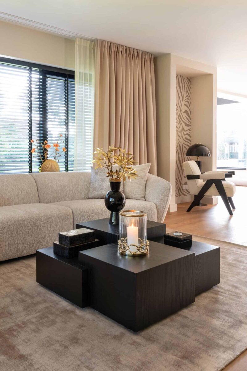 s5154_lovely_cream-825221-91019-jb-0040-jb-0041-setting-11-setting-scaled-1.jpg Bank Armand lovely cream