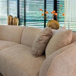 s5154_lovely_cream-ku-0097-va-0277-setting-13-setting.jpg Bank Armand lovely cream