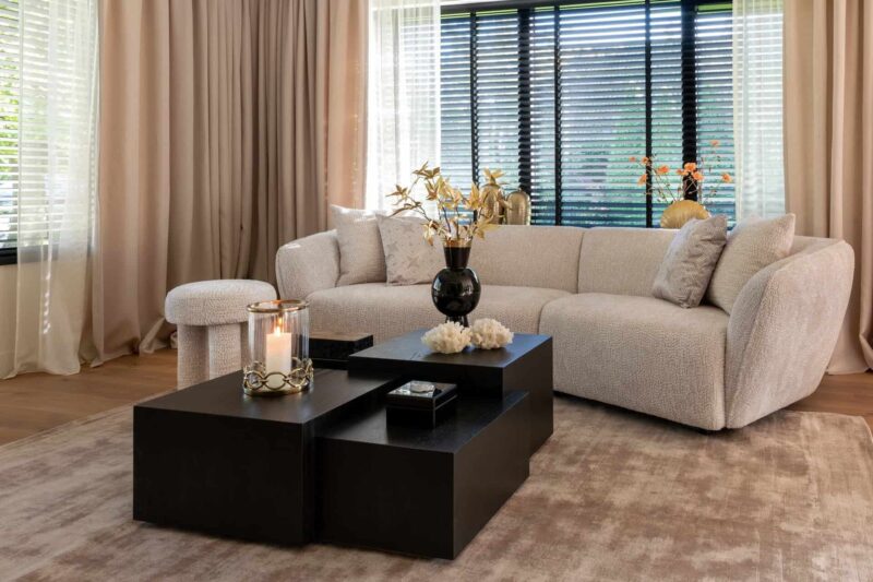 s5154_lovely_cream-s4735_lovely_cream-825221-91019-setting-3-setting.jpg Bank Armand lovely cream