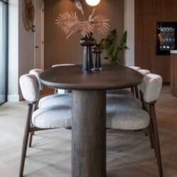 Eettafel Ellington vanafzijde, afmetingen 100x230x76 cm