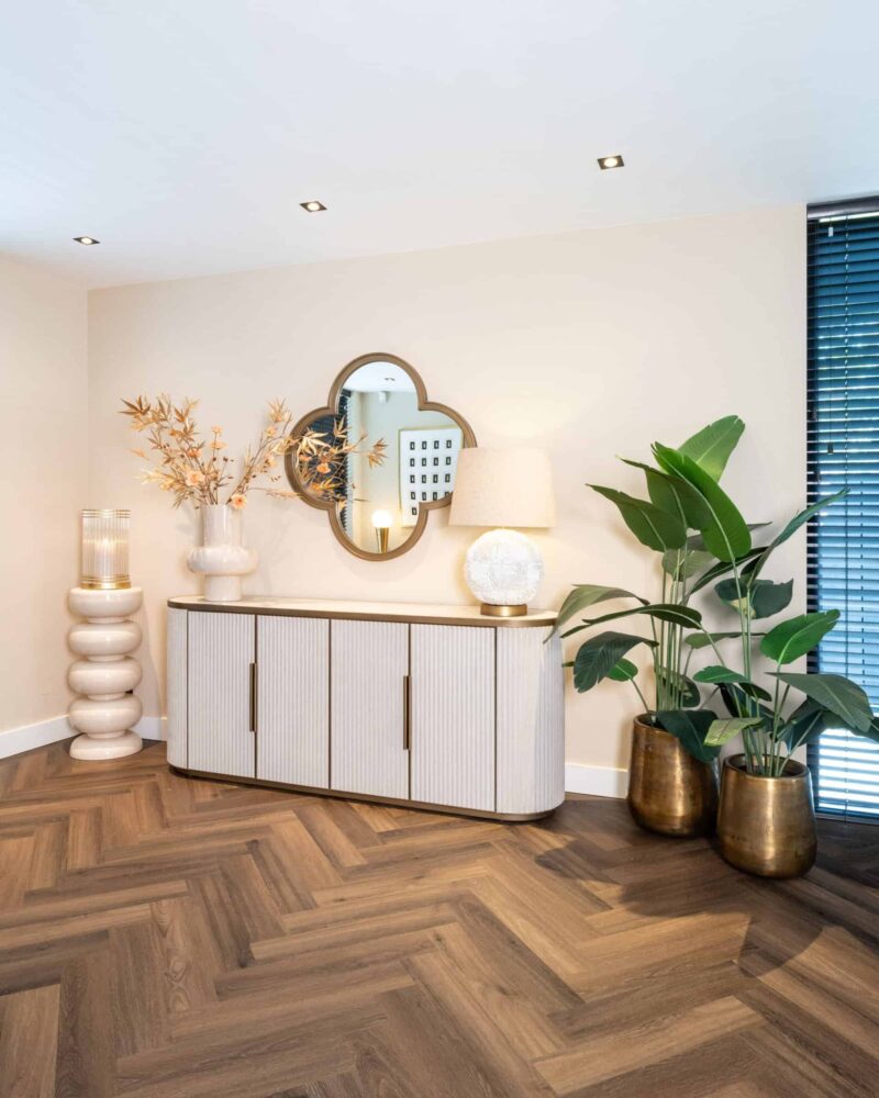 Tafellamp Jamie vanuit onder, goud en wit, handgemaakt