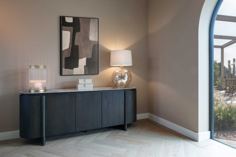 Detail keramisch blad strakke lijnen