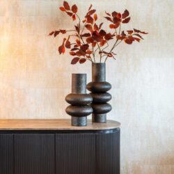 Dressoir Russo bruin, 4-deuren, in een ruimte