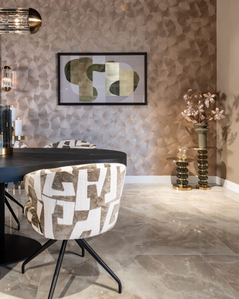 Wandlamp Anya in interieur, warme sfeer