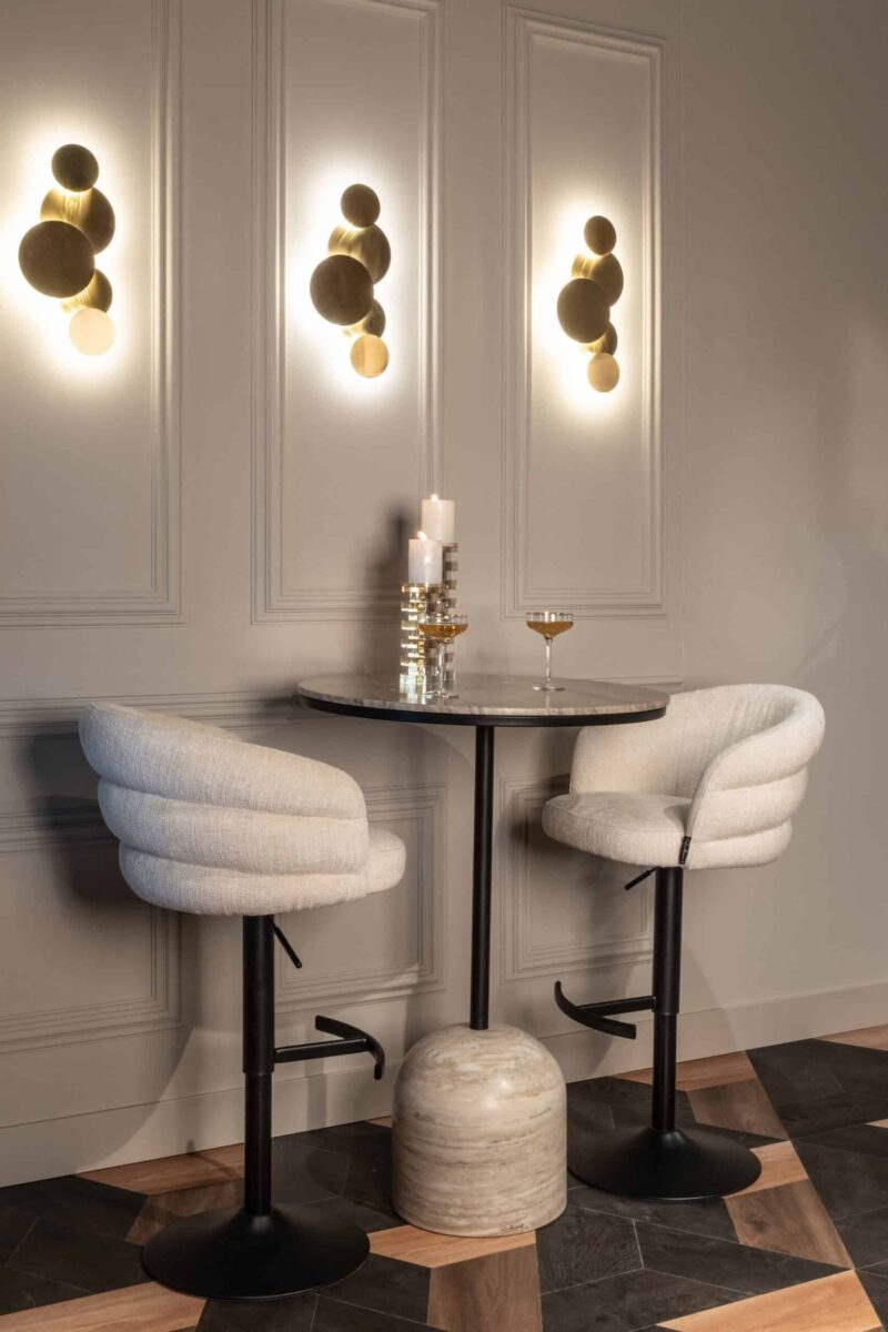 LED-verlichting van de Wandlamp Collin in goudkleur