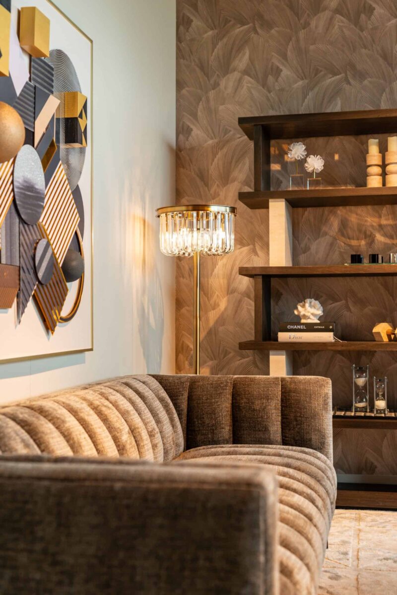 Detail van de steen en hout combinatie