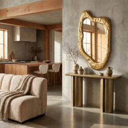 Gouden spiegel met veiligheidsglas en ijzeren frame