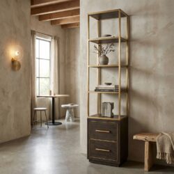 Wandkast Carter small 2-drawers in goud met eikenhout en soft-close deuren