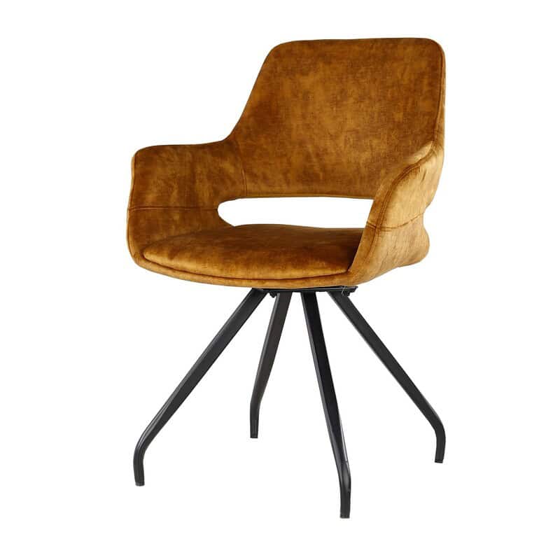 Detail van de Capp Oker Velvet eetkamerstoel van Livingfurn