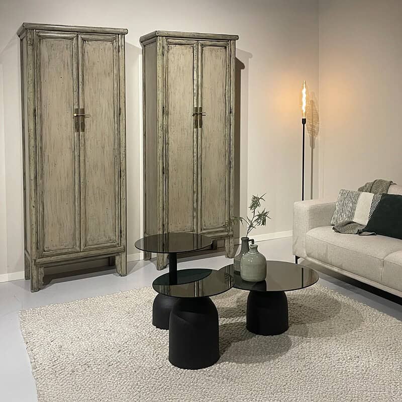 Detail van gouden details op Marie Elise kast