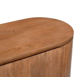 Noor 170cm kast in interieur met andere meubelen