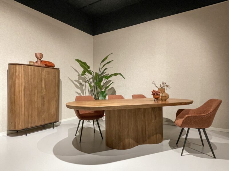 Noor 150cm kast in natuurlijk hout, luxe en elegant