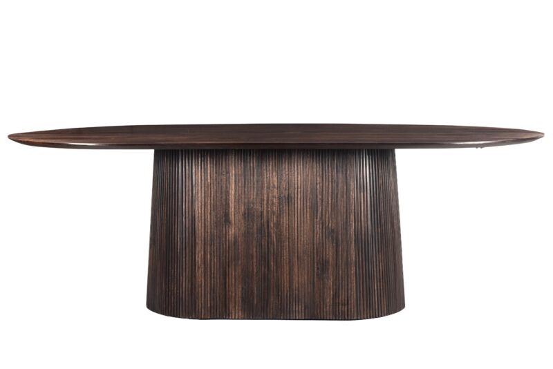 Detail van de afwerking van de Salvator eettafel