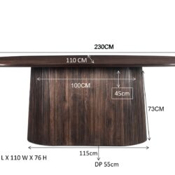 Detail van de rand van de Salvator eettafel