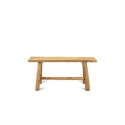 Detail van het houten bankje Blora 100, texturen en patronen van recycled teak hout