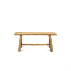 Detail van houten bankje Blora 120, texturen en vormen van recycled teak hout