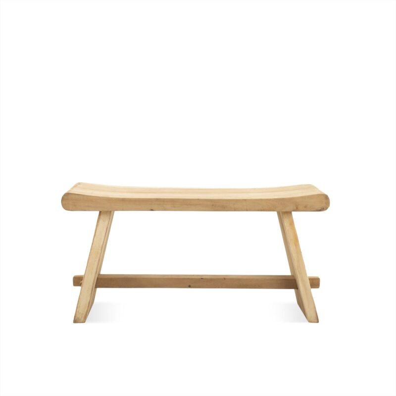 Detail van Suarhout bankje met houtnerf en natuurlijke textuur