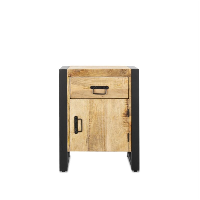 Detail van de deur van het nachtkast Britt, hout en staal