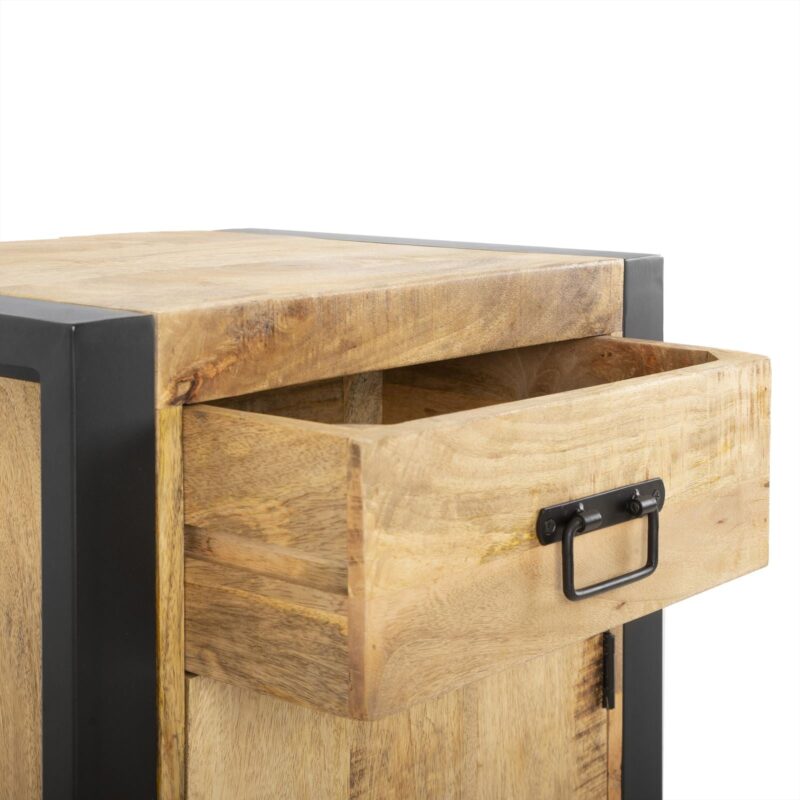 Nachtkast Britt Deuropening naar Rechts