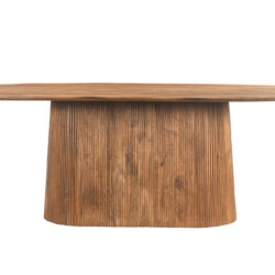 Detail van de ovaal vorm van de eettafel