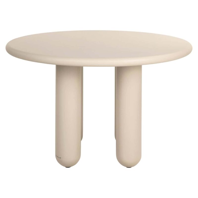 Eettafel Calma beige in een moderne woonkamer, stijlvol en elegant
