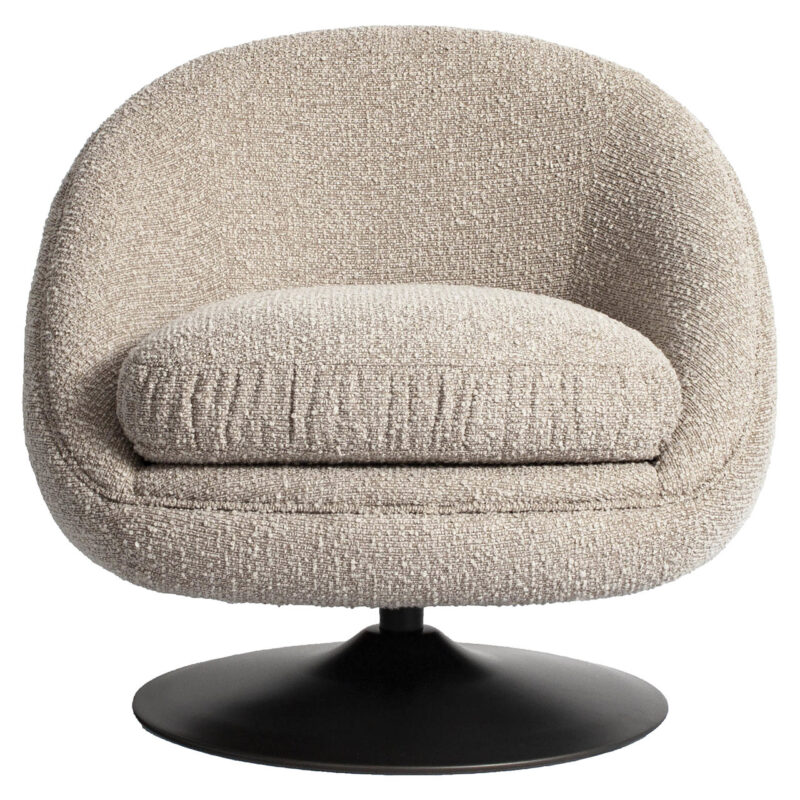 Lounge stoel Nodo natural chunky swivel in een lichte woonkamer