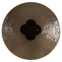 Eettafel Glastonburry gold antique in een hotel-chique setting met lichte stoelen