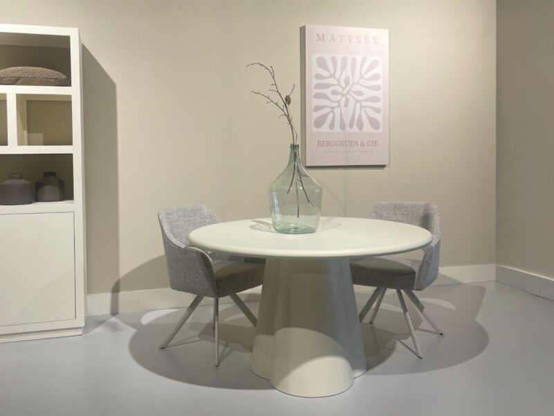 Brix Clubs Sandy 130cm eetkamertafel in interieur crème wit