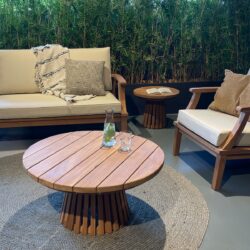 Cindo 80cm tuintafel in interieur, rond, naturel hout