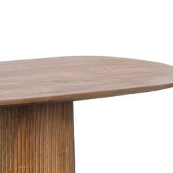 Salvator side table in interieur, elegant toevoeging aan elk ruimte