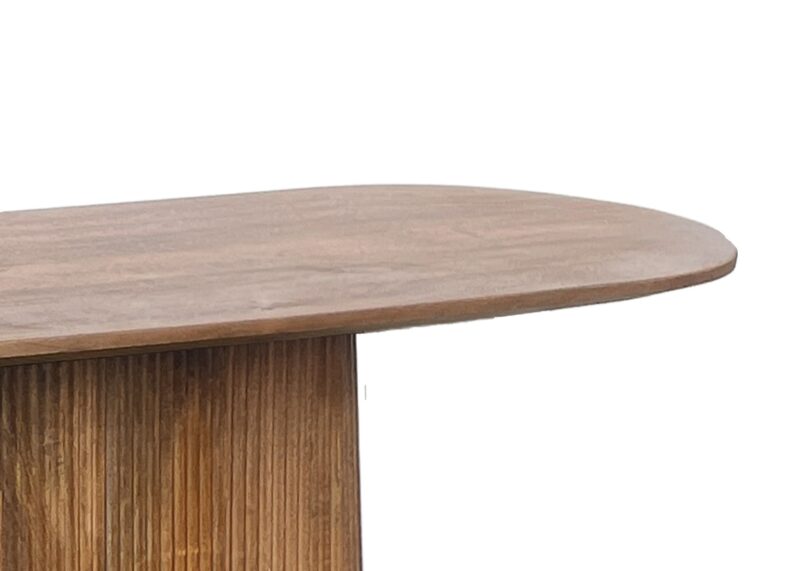 Salvator side table in interieur, elegant toevoeging aan elk ruimte