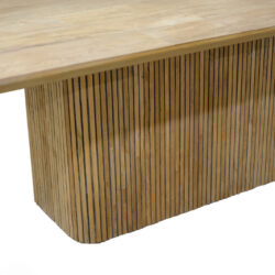 Lausanne 230cm in een eetkamerinterieur