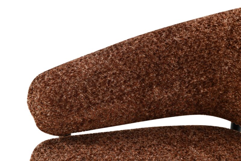 Dilan Venga Hazel fauteuil in een retro-geïnspireerd interieur