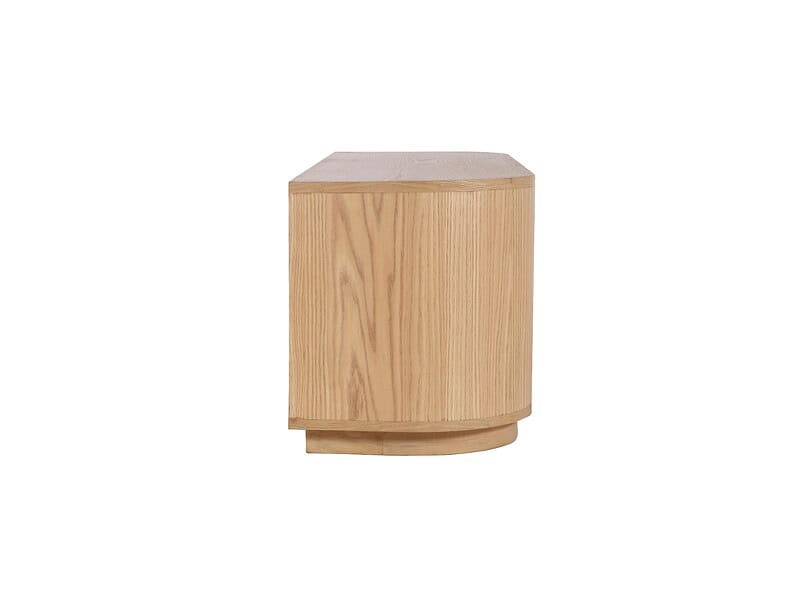 Novero 140cm TV-meubel in een moderne woonkamer