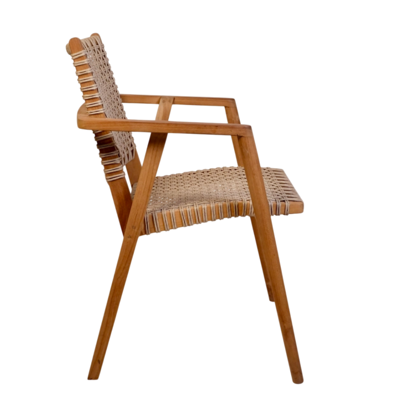 Stacking Anya tuinstoel in een interieur, comfortabel en praktisch