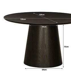 Novero Espresso eetkamertafel met elegantie en stijl in een moderne ruimte