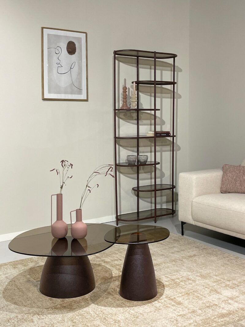 Wandrek Jill vanuit een ander perspectief, gecoat staal en luxe rookglas