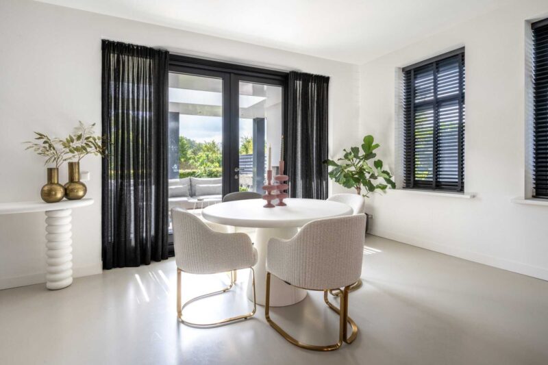 Eettafel Bloomstone white 130Ø