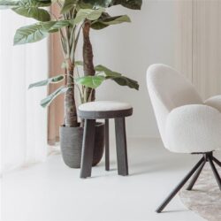 Textuur van de zwarte Memphis 10 stof op de Ossana kruk