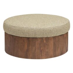 Detail van de bruine leerbelegging op de salontafel