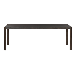 Eetkamertafel in bruin basalt uit de Amalfi collectie in een interieur setting