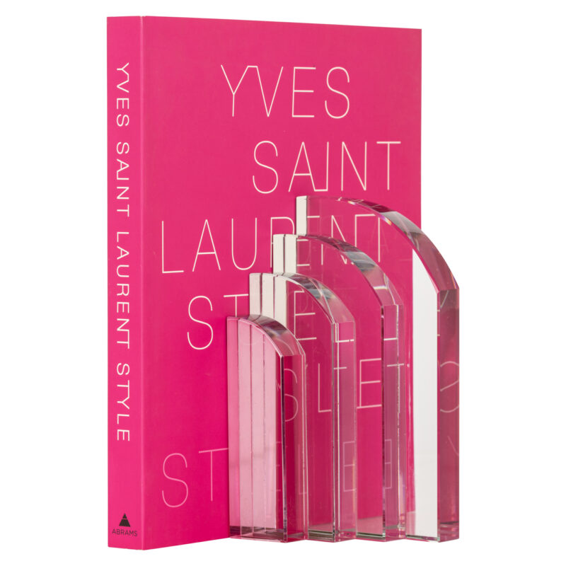 Boekenstandaard Alissia in detail, met afmetingen