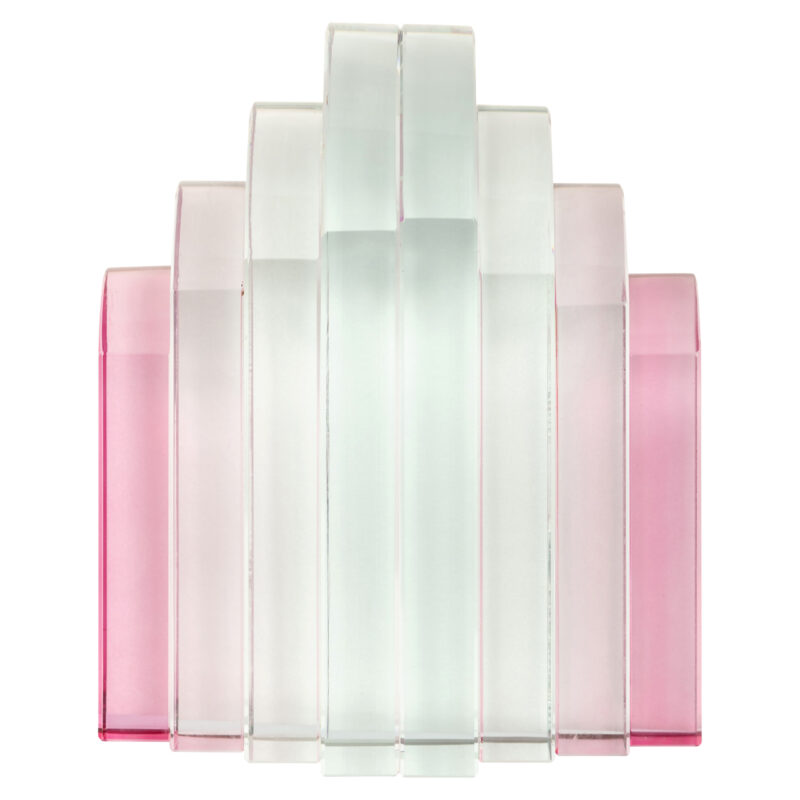 Detail van roze details op Boekenstandaard Alissia