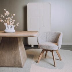 Brescia Armstoel - fabric Puente 06 beige white (draaibaar)