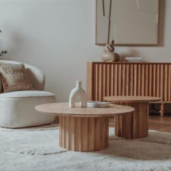 Crotone dressoir Japandi in interieur, naturel hout, 220 cm breed